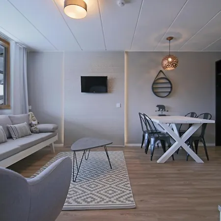 Szálloda Santa's Tunturi 4*