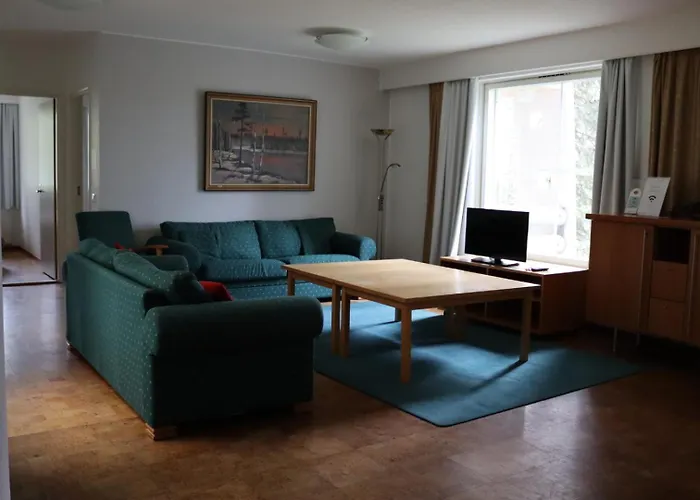 サンタズ トゥントゥリ ホテル 4*