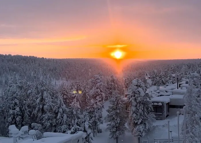 サンタズ トゥントゥリ ホテル 4*