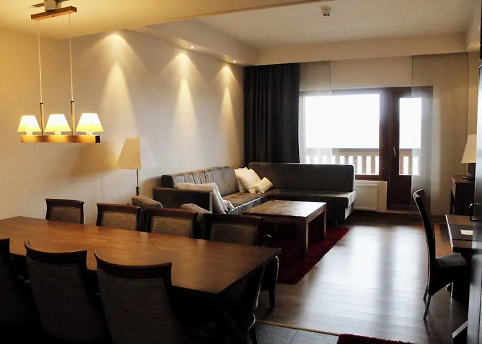 ホテル サンタズ トゥントゥリ サーリセルカ