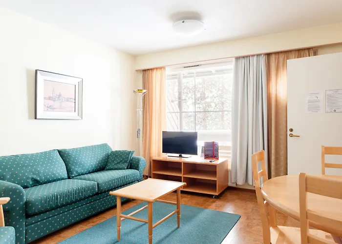 サンタズ トゥントゥリ ホテル サーリセルカ