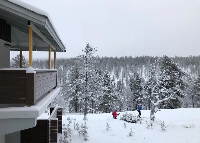 サンタズ トゥントゥリ ホテル サーリセルカ